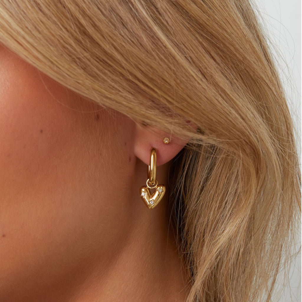 Hart met diamantjes oorbellen