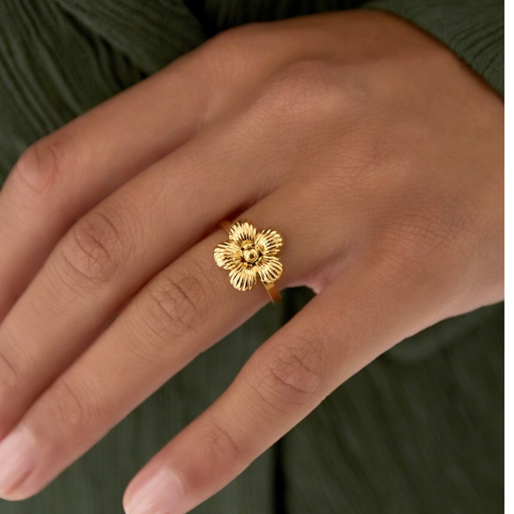 Daisy ring
